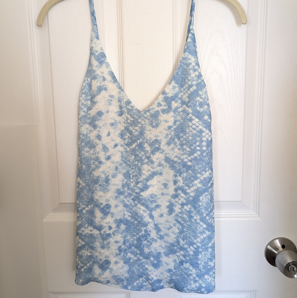 NWT L'Agence Silk Camisole in Blue & White Snakeskin Print - Size XS - Picture 2 of 4